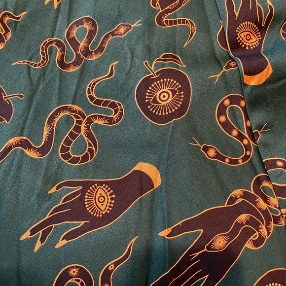 Pinup Couture PUG Laura Byrnes Green Swing Skirt In Garden Of Eden S, M, XL NWT - Picture 7 of 11